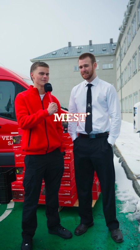 Snap Media verkefni: Verkfærasalan